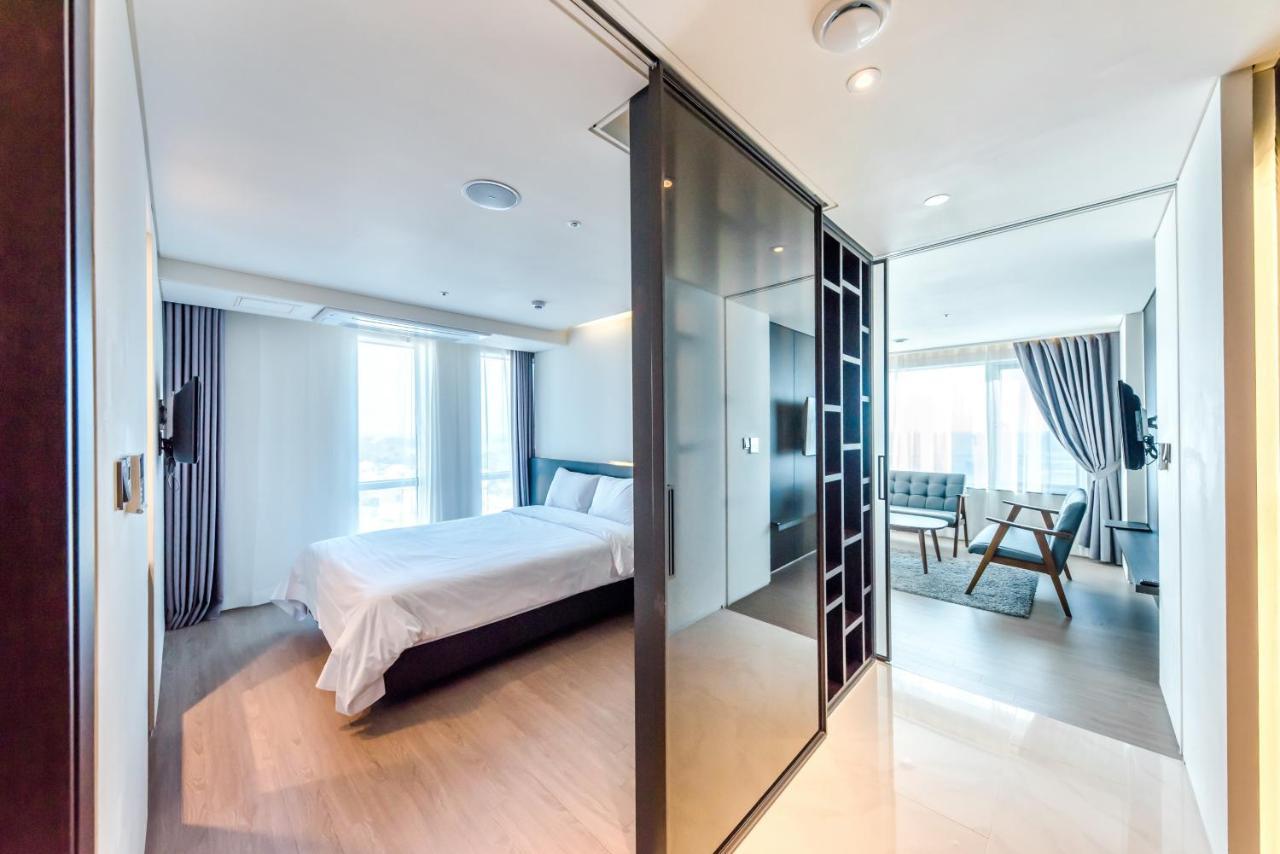 The First70 Hotel Seogwipo Exterior photo